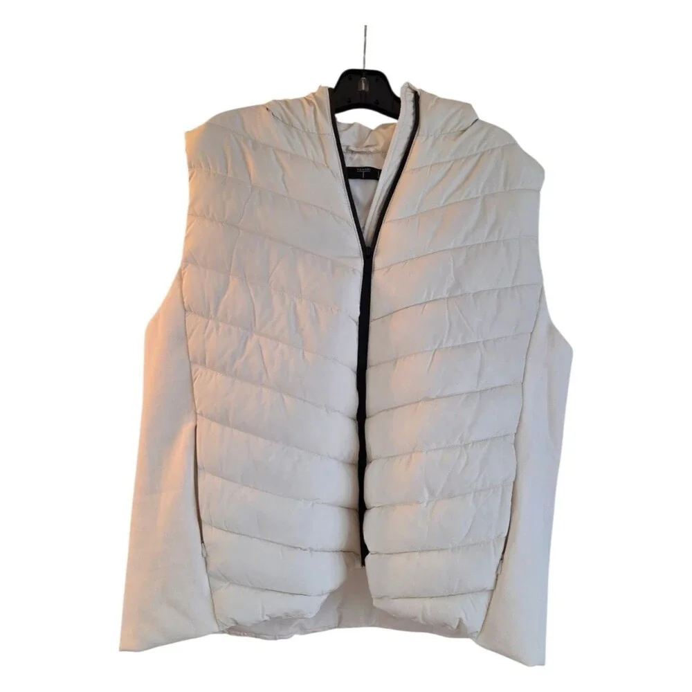 Ivory Chevron Puffer Vest Hooded Tahari Woman 3X NWOT Winter Classic
